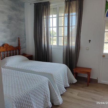 Hostal Quinto Pino Чипиона Экстерьер фото