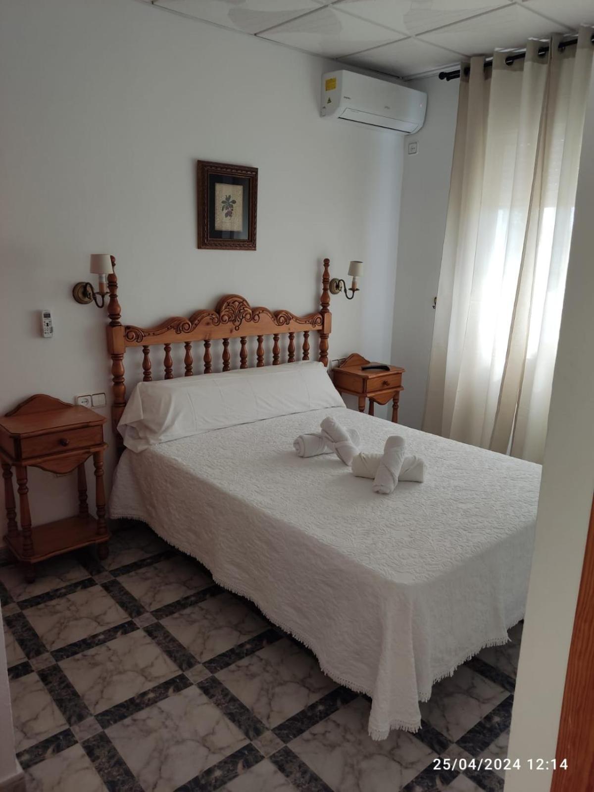 Hostal Quinto Pino Чипиона Экстерьер фото