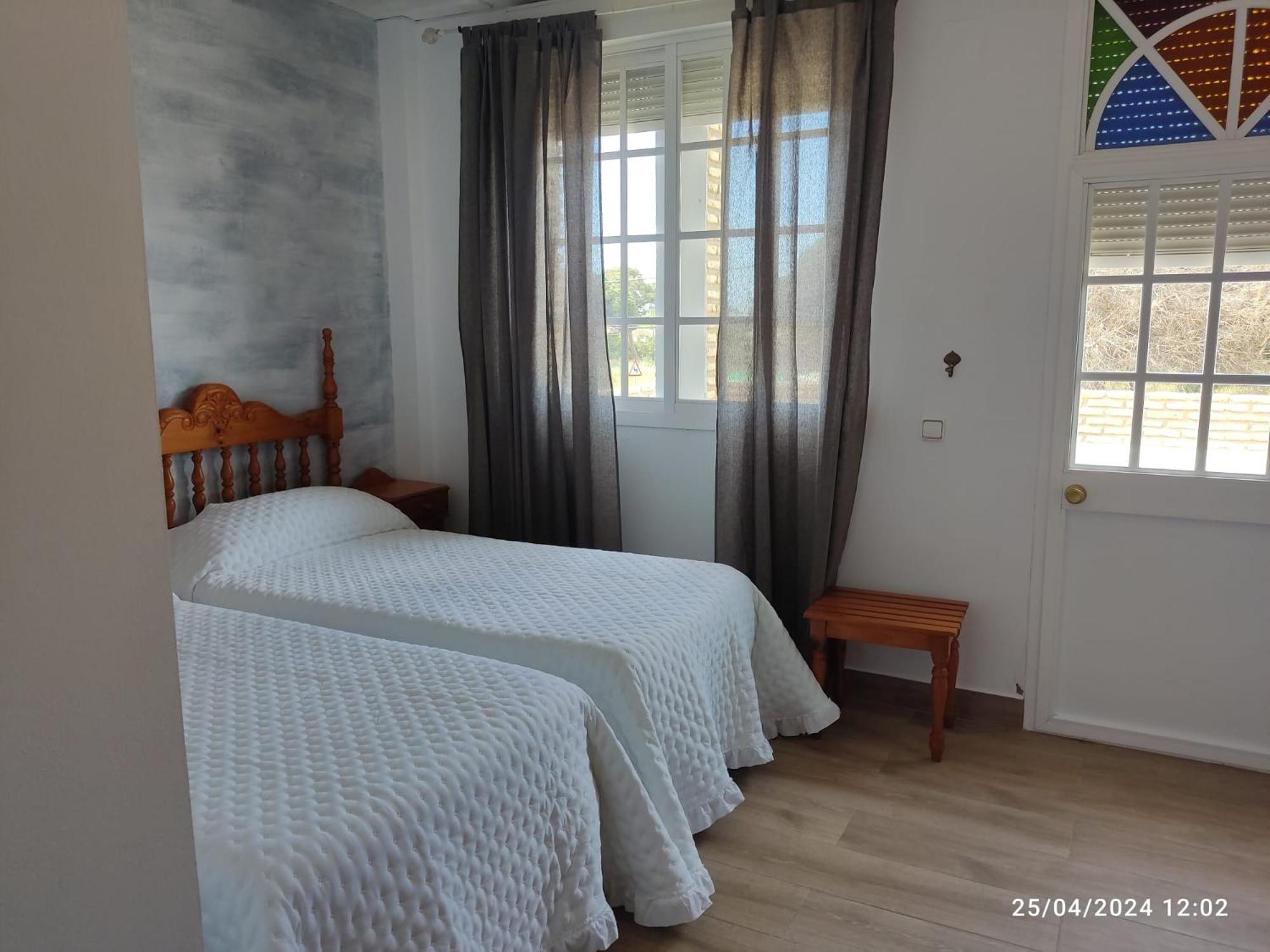 Hostal Quinto Pino Чипиона Экстерьер фото