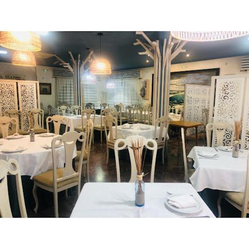Hostal Quinto Pino Чипиона Экстерьер фото