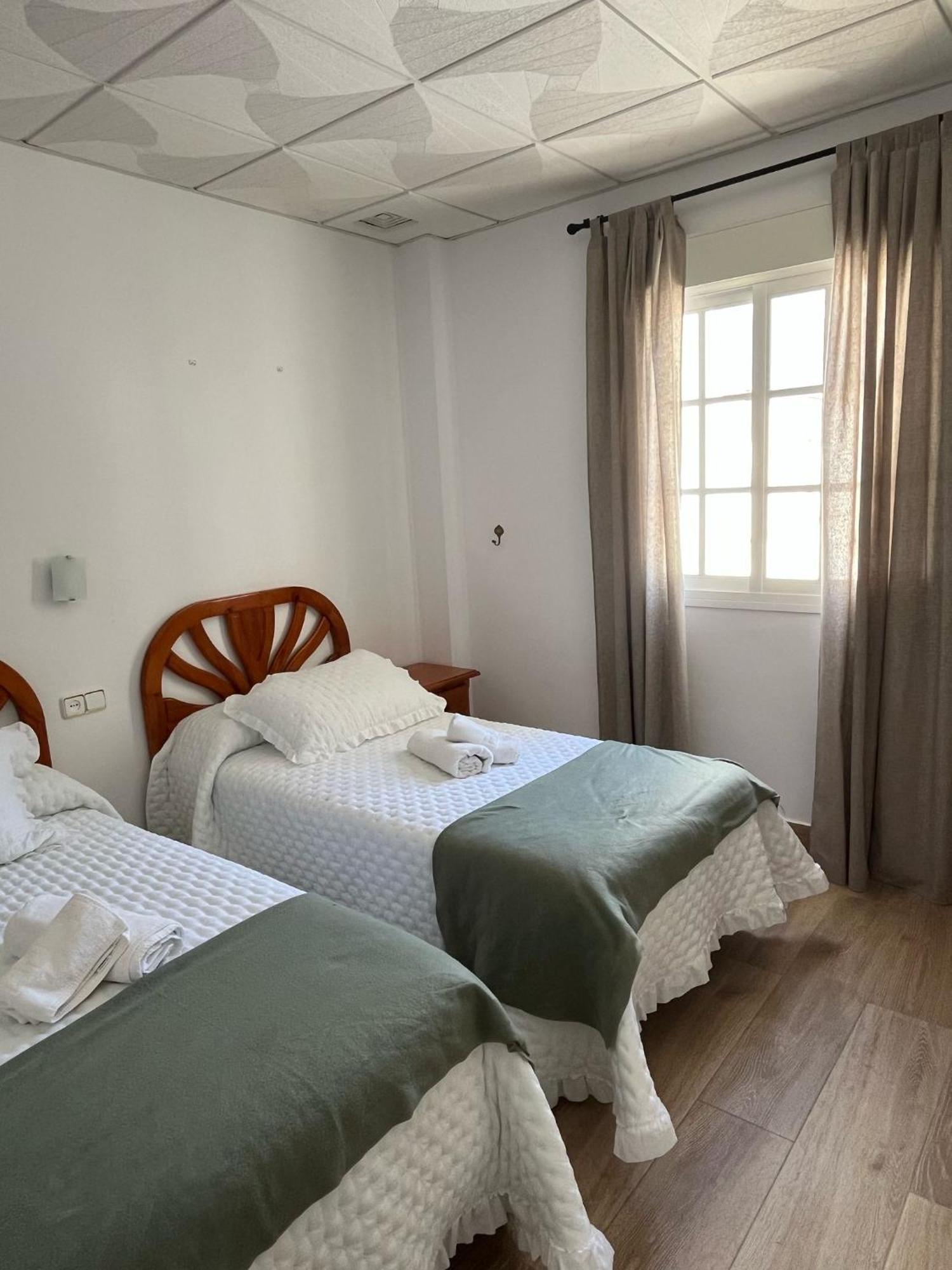 Hostal Quinto Pino Чипиона Экстерьер фото